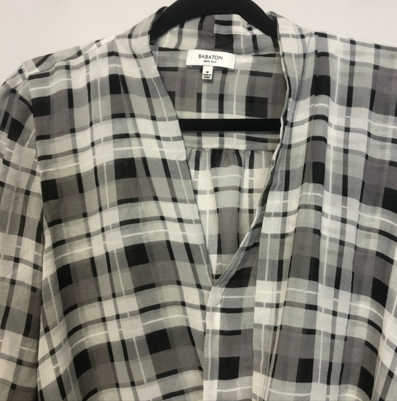 Aritzia Babaton Plaid Beau Blouse in 100% silk - Picture 3 of 10